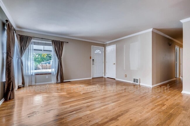 Photo - 1876 S Dahlia St