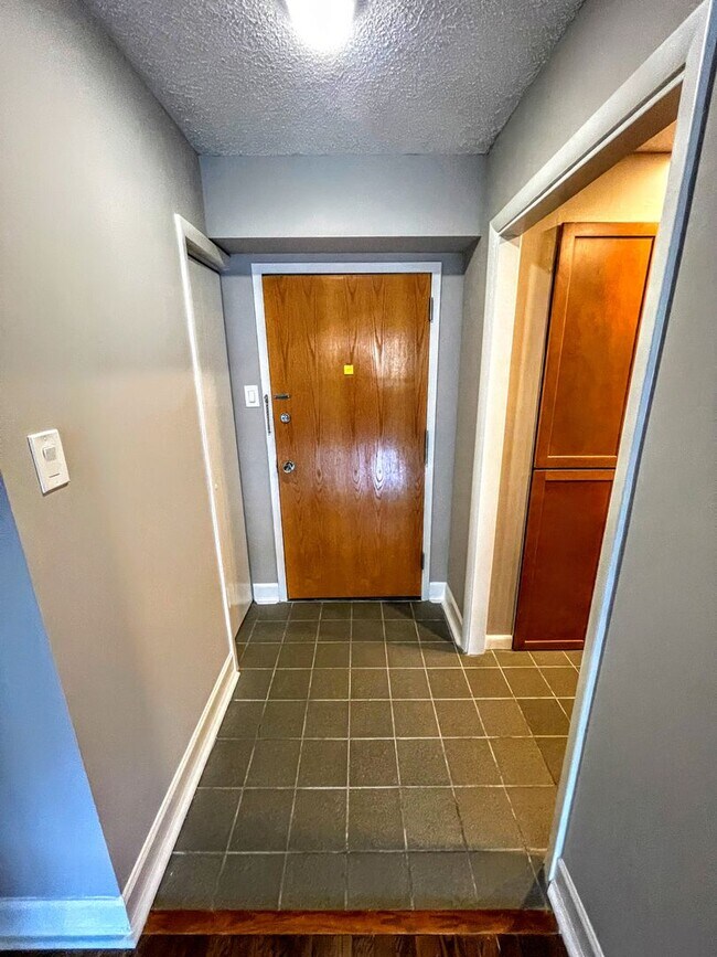 Photo - 1140 23rd St NW Unit 1
