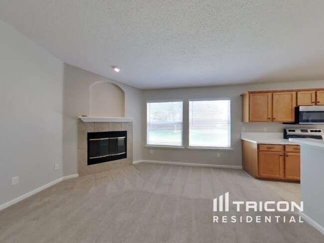 Photo - 892 Bonaparte Landing Ct
