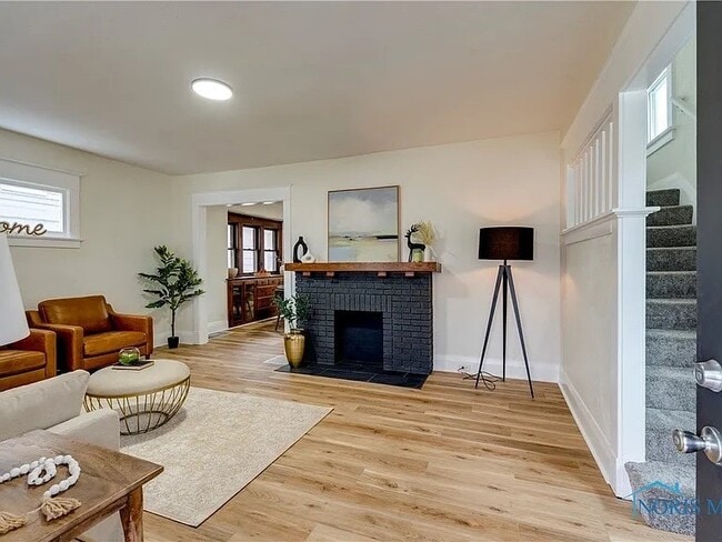 Photo - 3811 Willys Pkwy