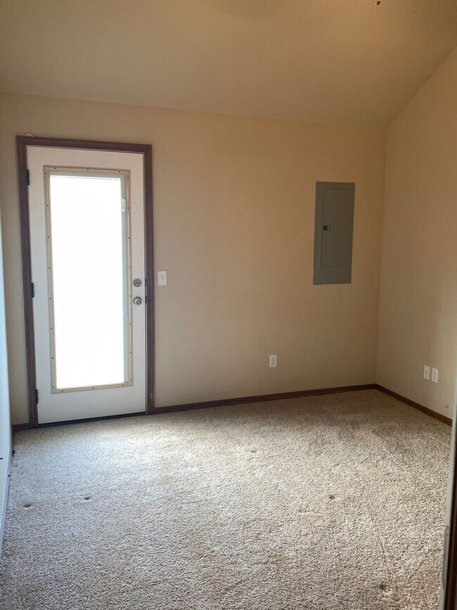 Photo - 3 bedroom, 2 bathroom, 2 car garage