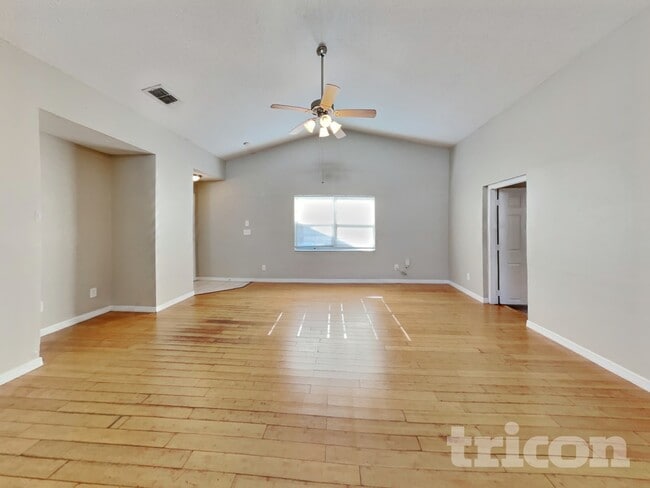 Photo - 13344 Laraway Dr