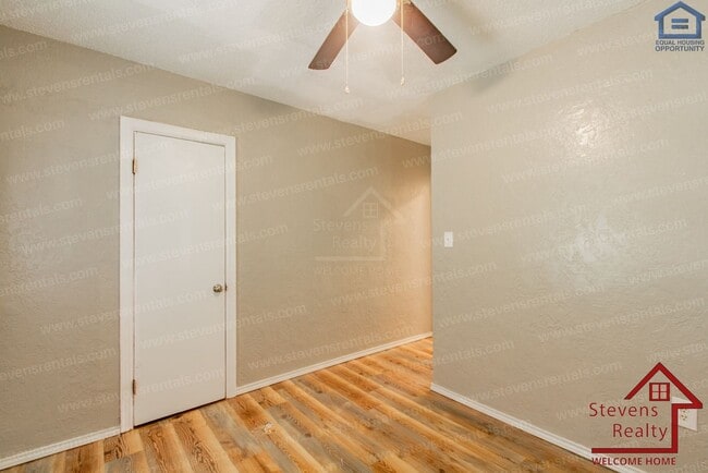 Photo - 1303 NW Taylor Ave