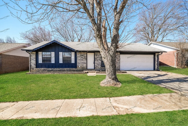 Building Photo - 2752 S 135th E Ave