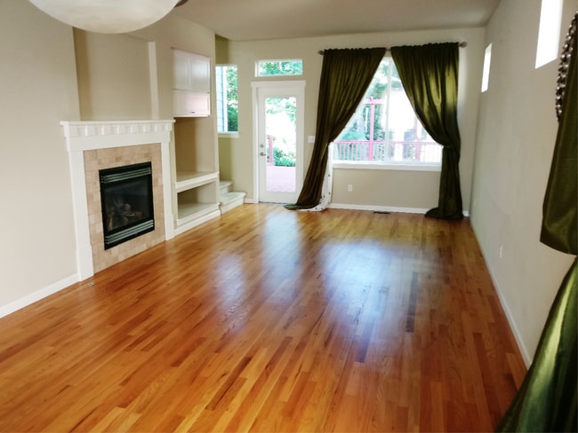 Sala de estar - 8729 233rd Pl NE