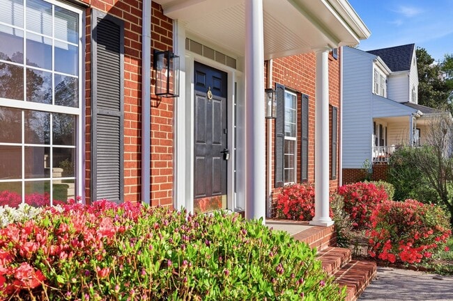 Photo - 1600 Old Brook Rd