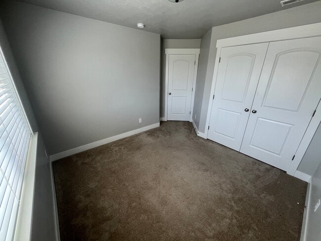Photo - 3734 W 1650 N