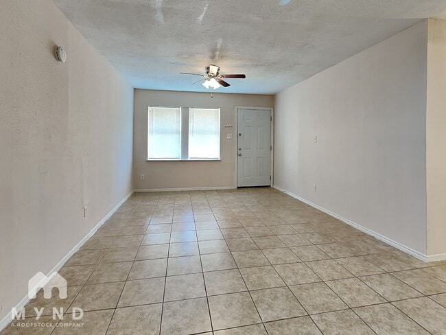 Photo - 15216 Wickbriar Dr