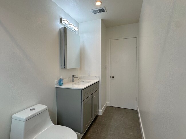 Photo - 900 Severus Dr