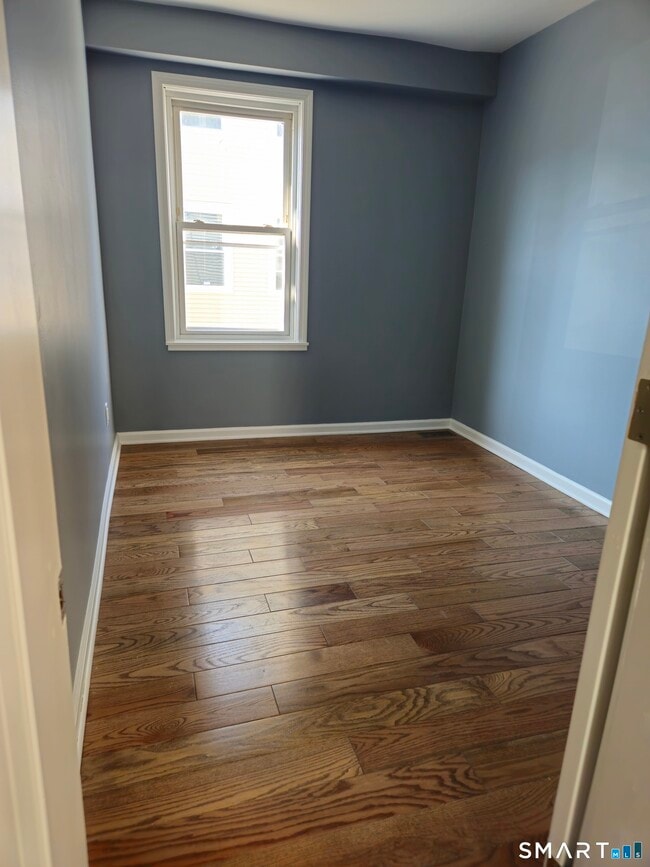 Photo - 25 Lexington St