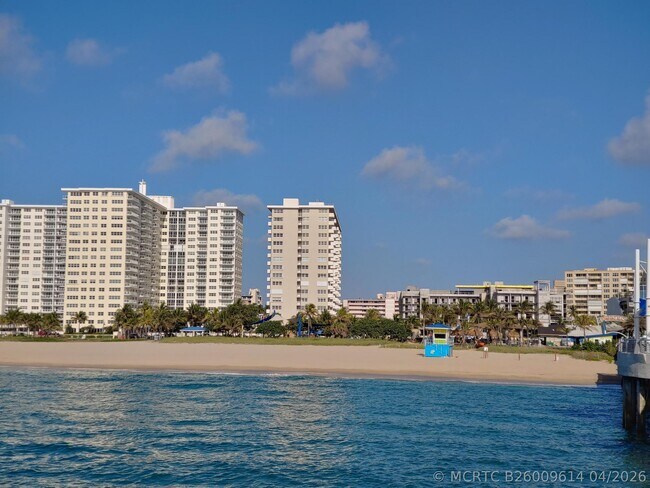 Building Photo - 133 N Pompano Beach Blvd Unit Ph 7