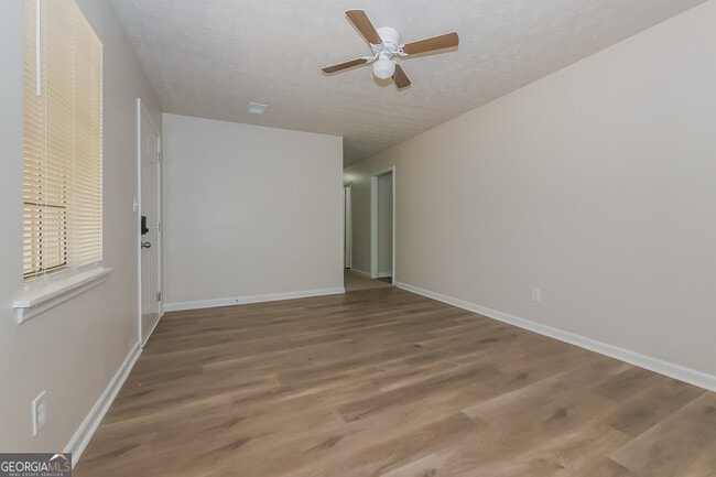 Photo - 80 Hunt Ridge Dr