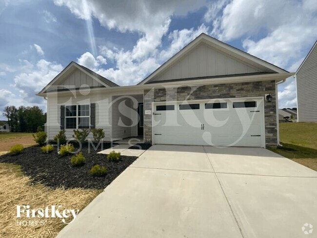 Building Photo - 105 Tanner Lp Rental