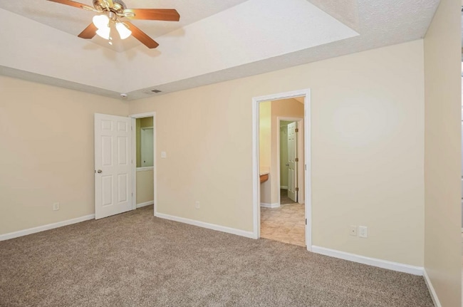 Photo - 7133 Copperbend Ct SE