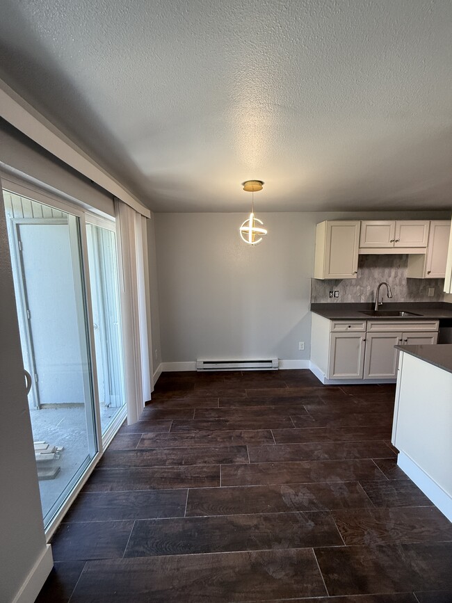 Photo - Salmon Creek Apartments