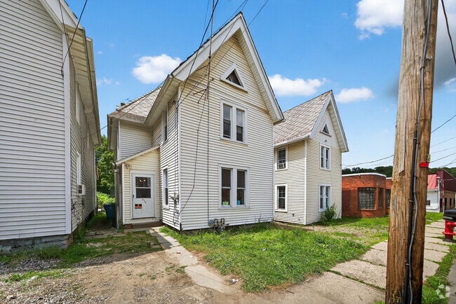Building Photo - 5-15 Low Ave Rental