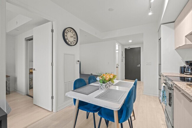 Photo - 34 Maitland St Unit ID1345758P