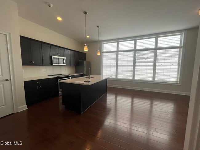 Photo - 233 Lake Ave Unidad 227