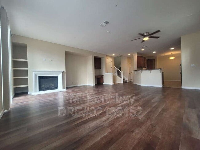 Photo - 119 Sunshine St