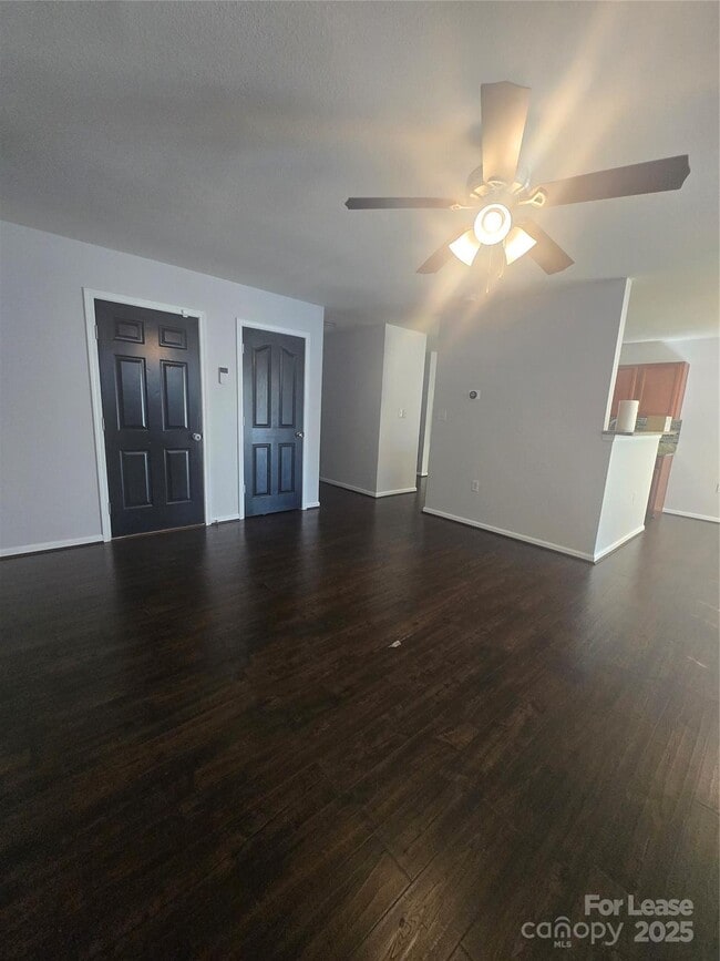 Photo - 756 Nannyberry Ln