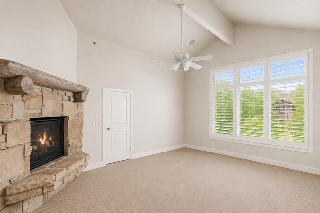 Photo - 16 Gallivan Ct