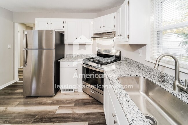 Photo - 5262 N 61st St