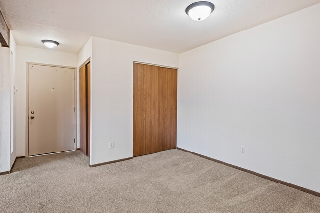 Photo - Burtons Landing Apartments