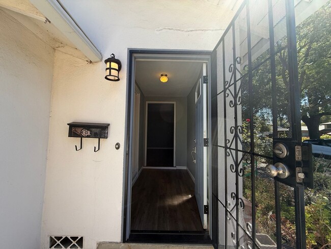 113 Pendegast St