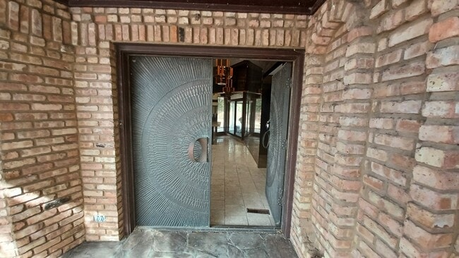 Photo - 108 Timberlake Ct