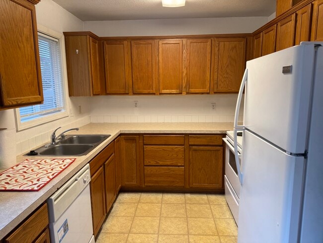 Photo - 3237 Olive St