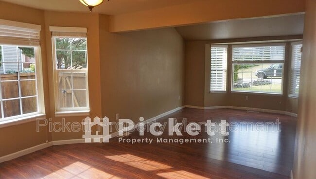 Photo - 10421 Ashley Cir NW