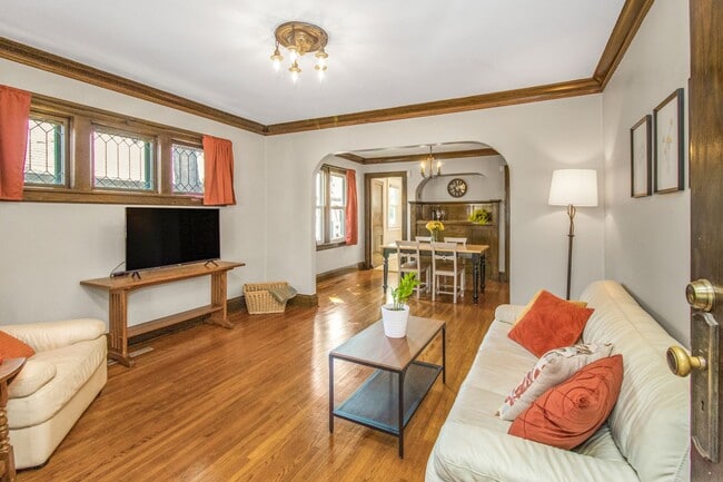 Photo - Wonderful 2 Bedroomed House in the heart o...
