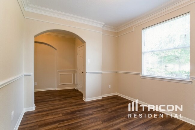 Photo - 32331 Hunter Park Ct