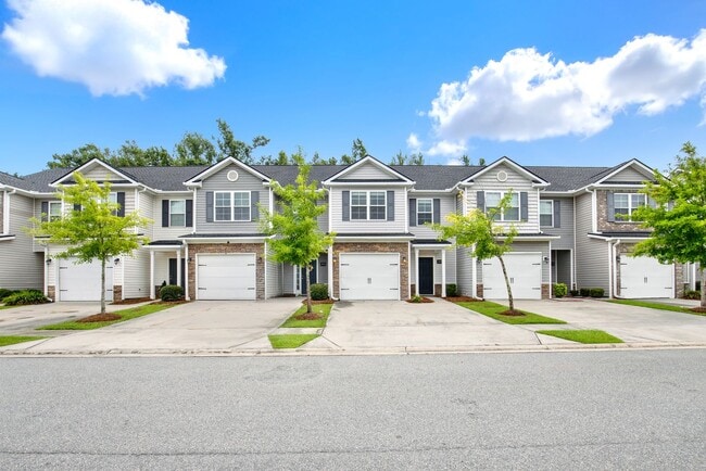 Photo - Townhome for Rent