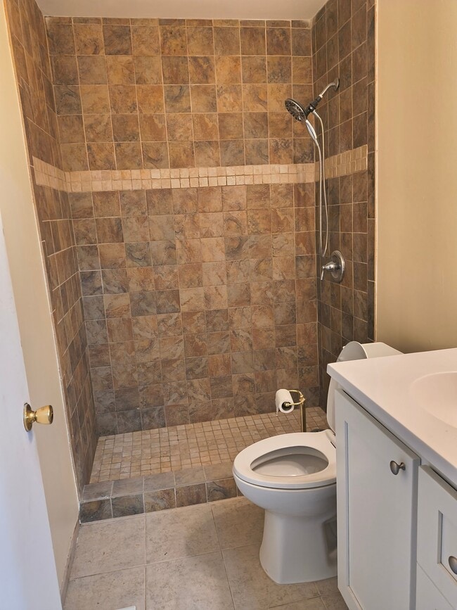 Photo - 1355 Blair Ln