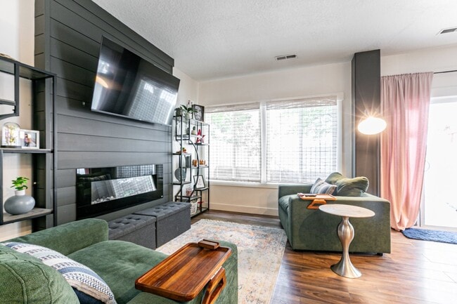 Photo - 14073 Chardonnay Way