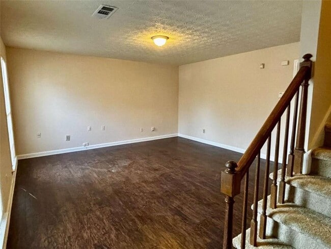 Photo - 1591 Harbins Rd NW