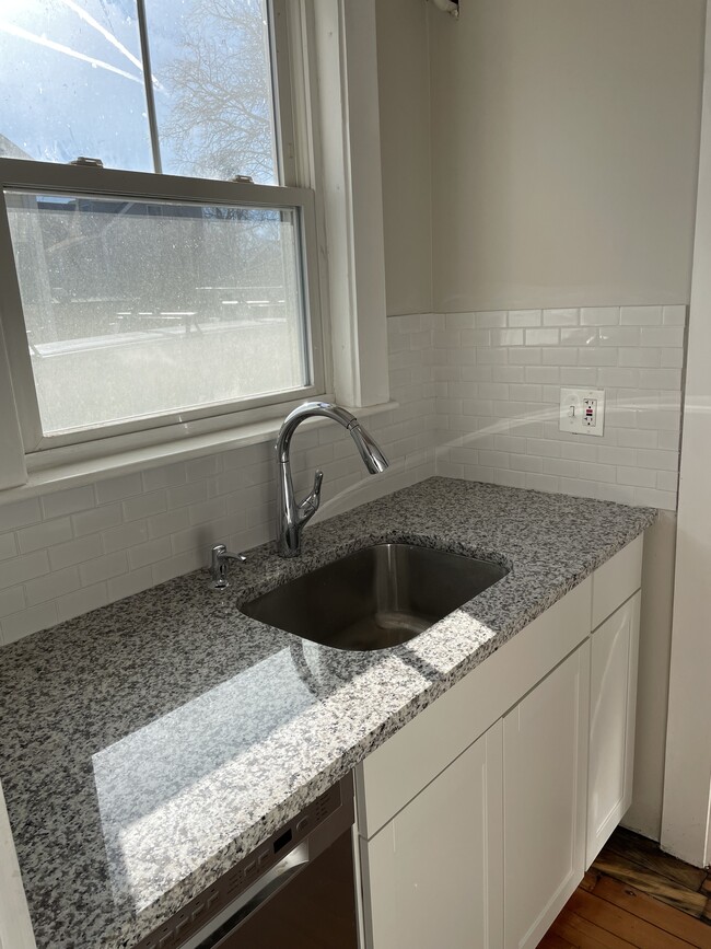 Photo - 105 Fox Hill Rd Unit 1