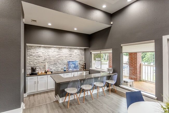 Casa club - The Players Club of Brentwood