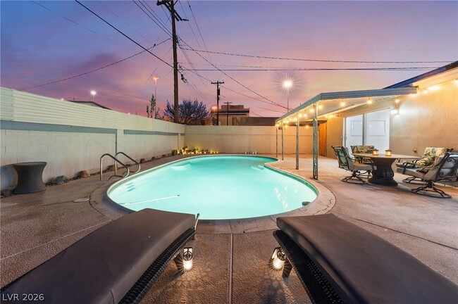 Photo - 105 Marigold Ln