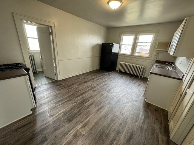 Photo - 5113 25th Ave Unit Upper