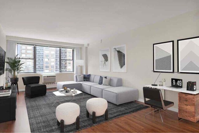 Photo - 104-20 Queens Blvd