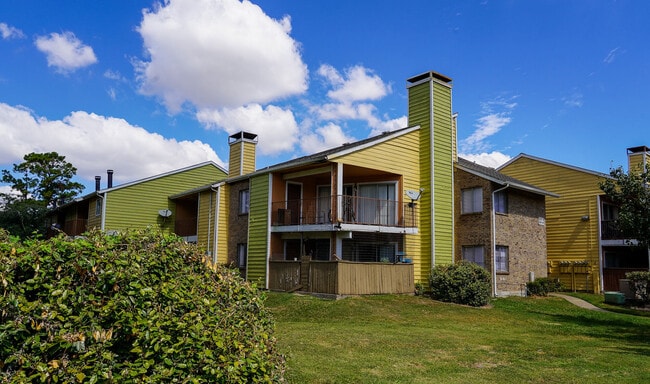 Thicket Apartments - Thicket Apartments