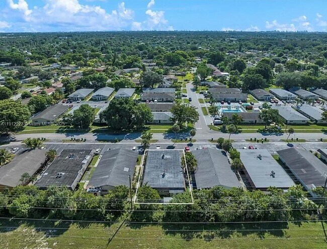 Photo - 581 Kathy Ln Apartment Unit B