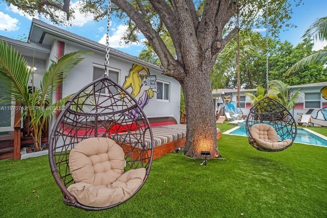 Photo - 55 NE 59th St Unidad 7