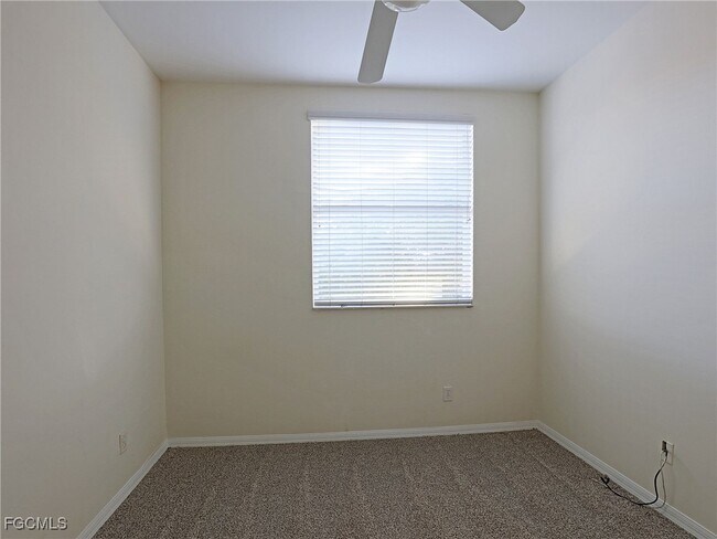 Building Photo - 4133 Bellasol Cir Unit 322 Rental