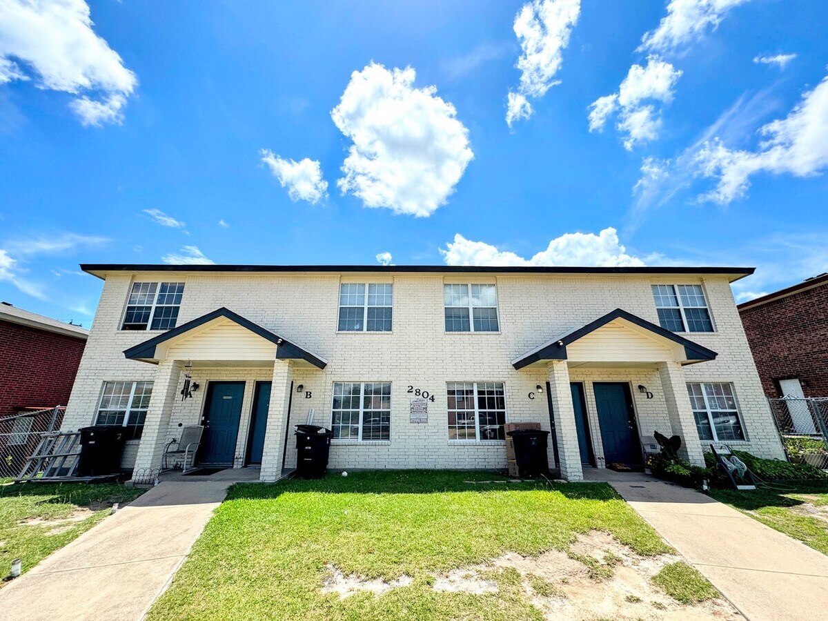 Photo - 2804 Leroy Cir Apartment Unit D