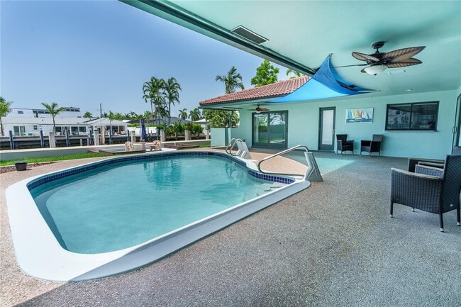 Photo - 3080 NE 43rd St Casa
