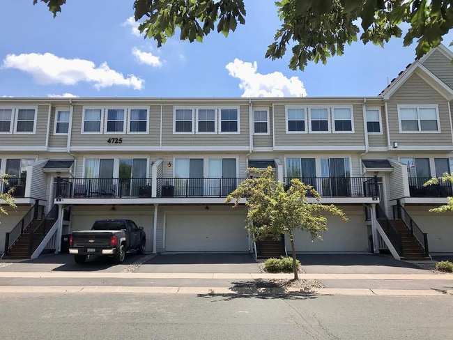 Photo - 4725 Victor Path