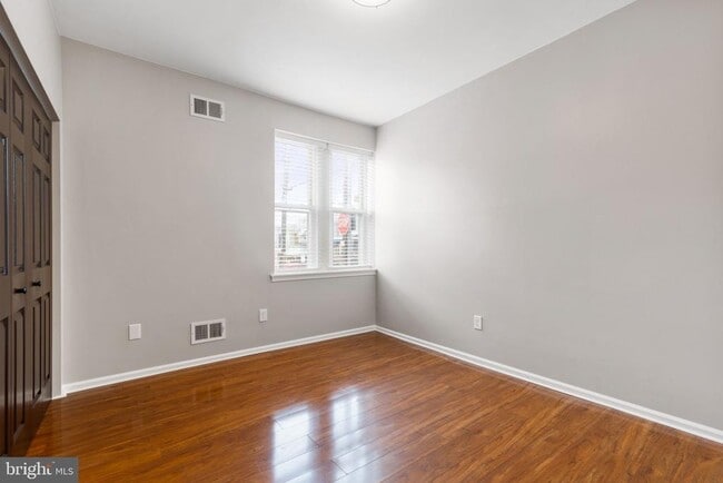 Photo - 1726 W 8th St Unidad 1